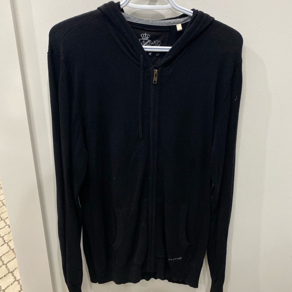 Men’s sweater
